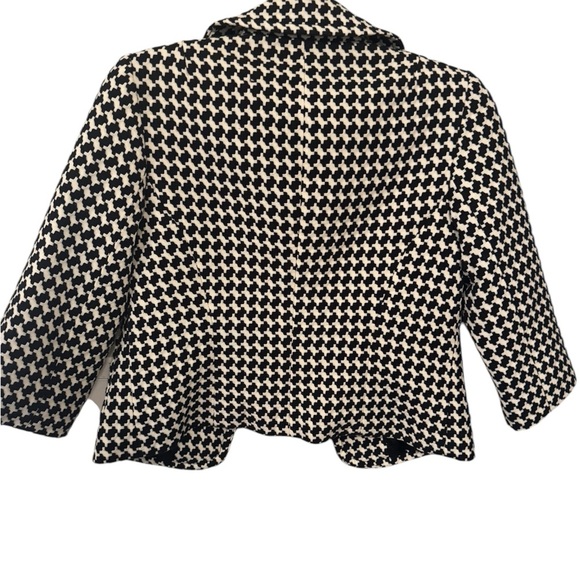 Trina Turk Chic Black and White Houndstooth Jacket classic elegant feminine - Picture 5 of 11